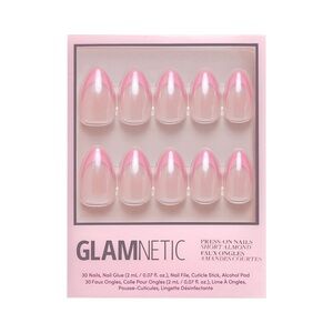 Glamnetic BUBBLE GUM GLAZE
Short Almond: Press on Nails